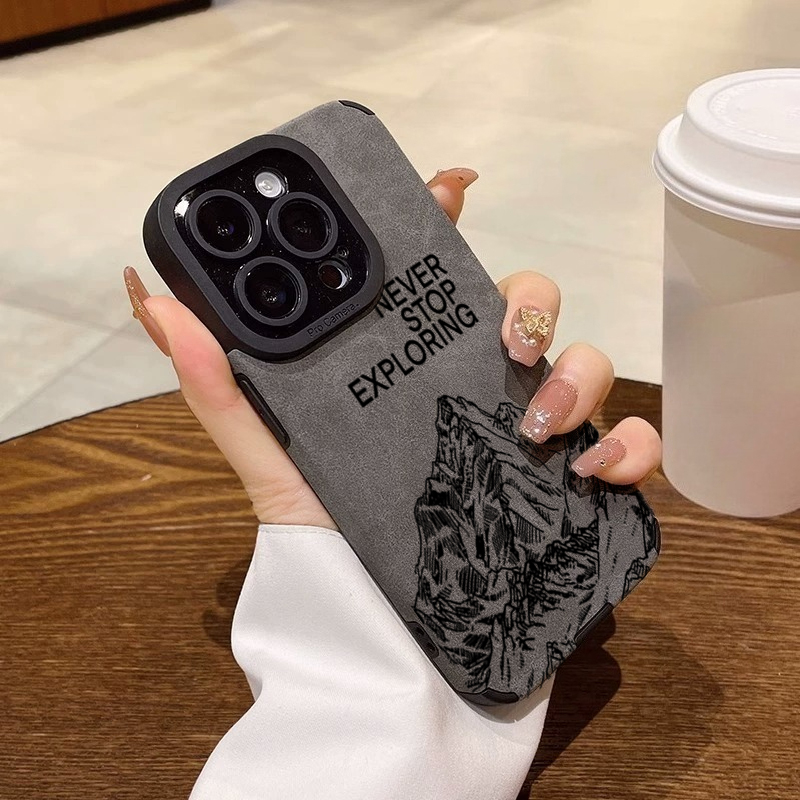 Modne etui na telefon z napise – Phone Accessories Kiosk recenzja i cena